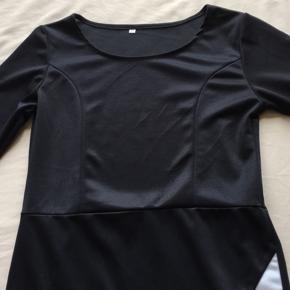 NWOT Three-quarter sleeve dress - Picture 2 of 4